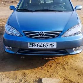 Toyota Camry 2004