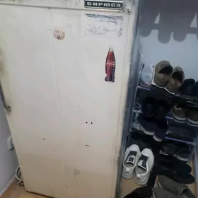 Holodilnik Холодилник