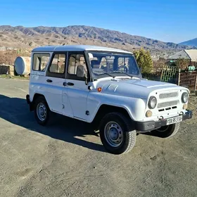 UAZ 469 2011