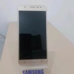 Samsung J7 prime