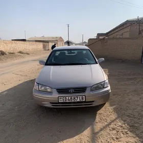 Toyota Camry 1997
