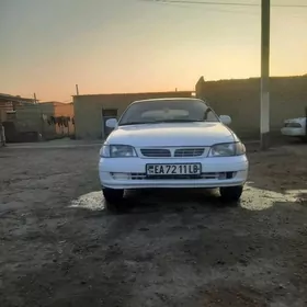 Toyota Carina 1993