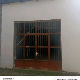 Zerger bazarda Magazin