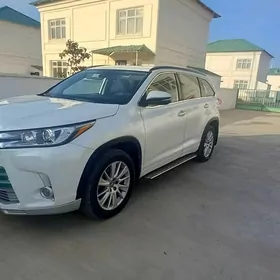 Toyota Highlander 2017