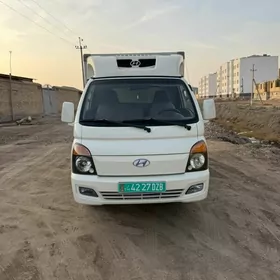 Hyundai H100 2014