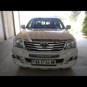 Toyota Hilux 2012