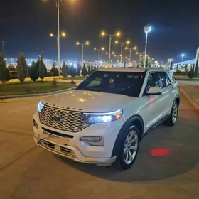 Ford Explorer 2021