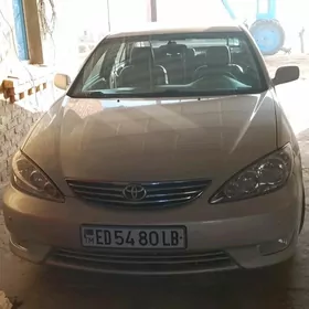 Toyota Camry 2004