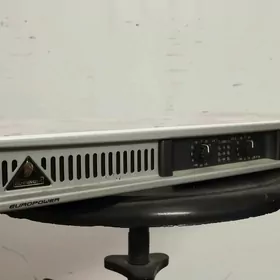 Behringer Europower EPQ450