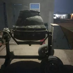 Beton mesalka misalka