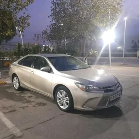 Toyota Camry 2015
