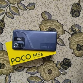poco m5s