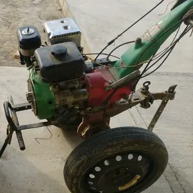 Yer agdaryan trakdor