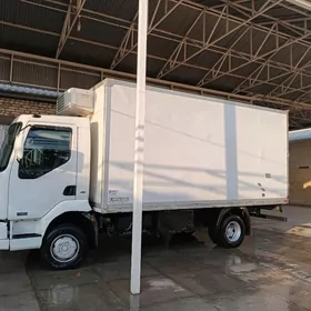 Mitsubishi Canter 2003