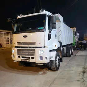 Ford Cargo 3535D 2013