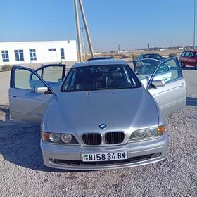 BMW E39 2001