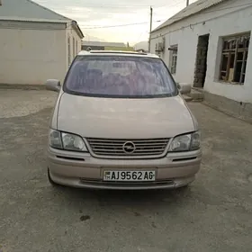 Opel Sintra 1999