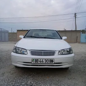 Toyota Camry 1999