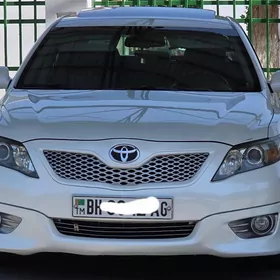 Toyota Camry 2011
