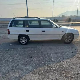 Opel Astra 1997