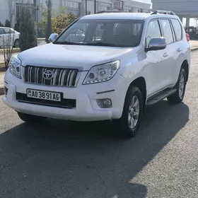 Toyota Land Cruiser Prado 2010