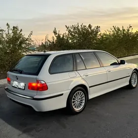 BMW E39 2002