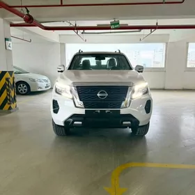 Nissan Navara 2024