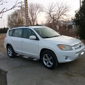 Toyota RAV4 2010