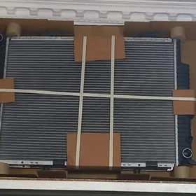 Radiator mers W210 V8S magazyn