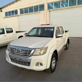 Toyota Hilux 2014