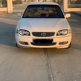 Toyota Corolla 2000