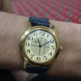 часы чайка механические