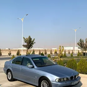 BMW E39 2003
