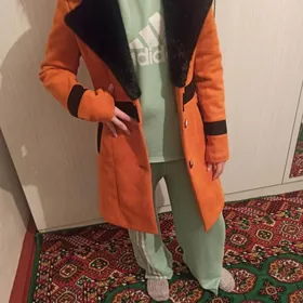 2 palto1 pijak trent reňkde