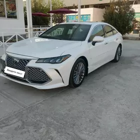 Toyota Avalon 2019