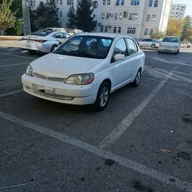 Toyota Echo 2001