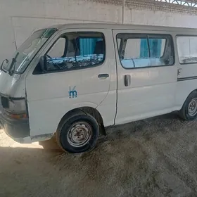 Toyota Hiace 1990