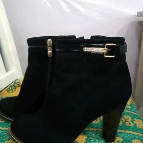 женские сапожки