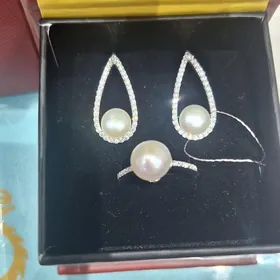 Кольцо и серьги с жемчугом