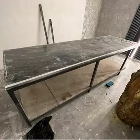 et islemek ucin stol