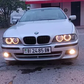 BMW 528 2000