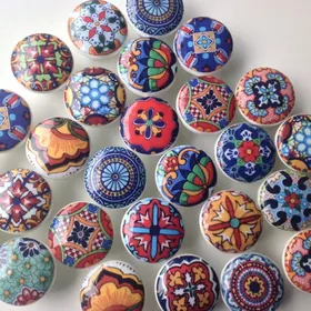 Расписные камни