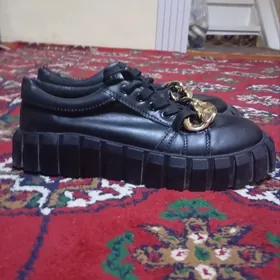 krossowki, кроссовки