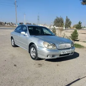 Hyundai Sonata 2004
