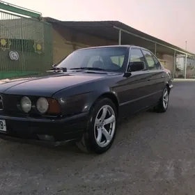 BMW 525 1992