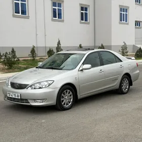 Toyota Camry 2004