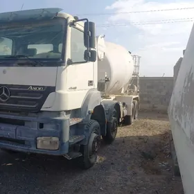 Mercedes-Benz Other 2008