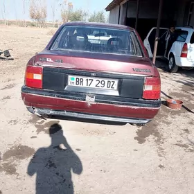 Opel Vectra 1989