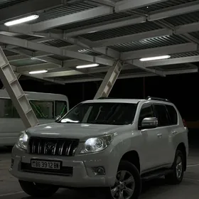 Toyota Land Cruiser Prado 2012