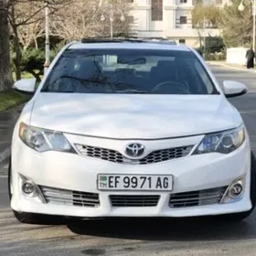 Toyota Camry 2012